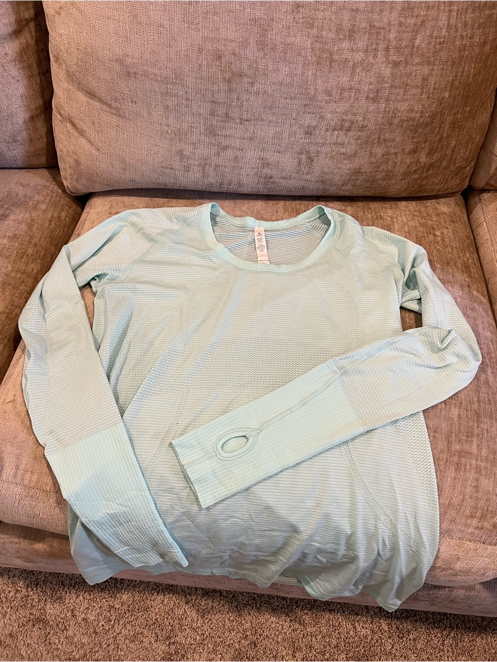 lululemon athletica Mint Green Long Sleeve Crew Top